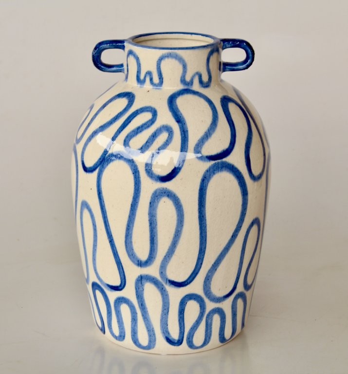 BLUE SQUIGGLE CERAMIC VASE WITH HANDLES  38X24CM